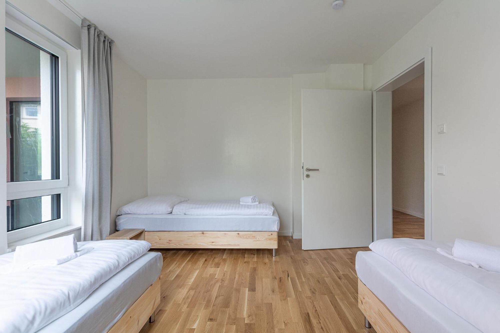 T&K Apartments - Bergisch Gladbach - 3 Comfortable Apartments - 18 Min To Fair Messe Cologne Buitenkant foto